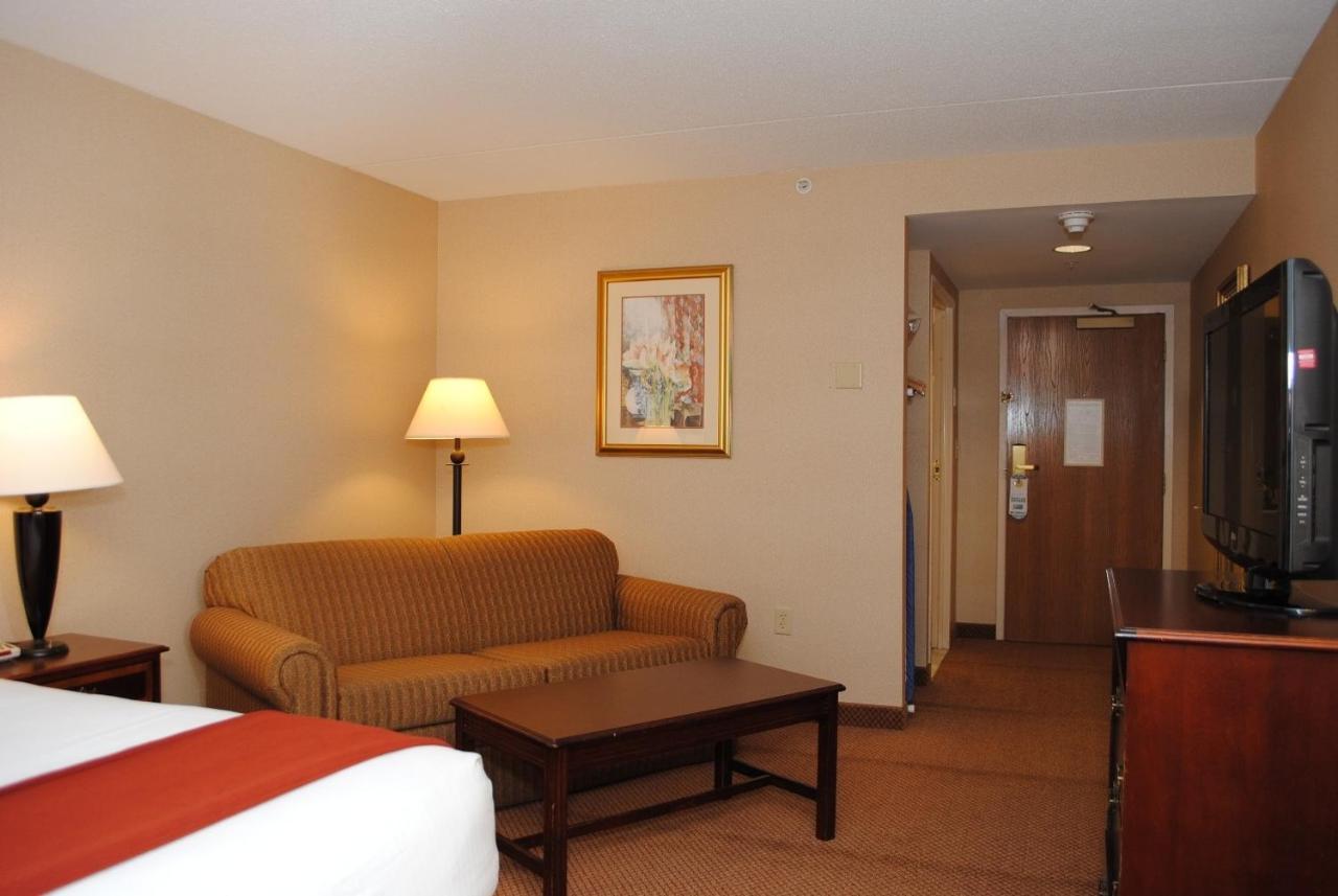 Holiday Inn Express Hotel & Suites Providence-Woonsocket By Ihg Zimmer foto