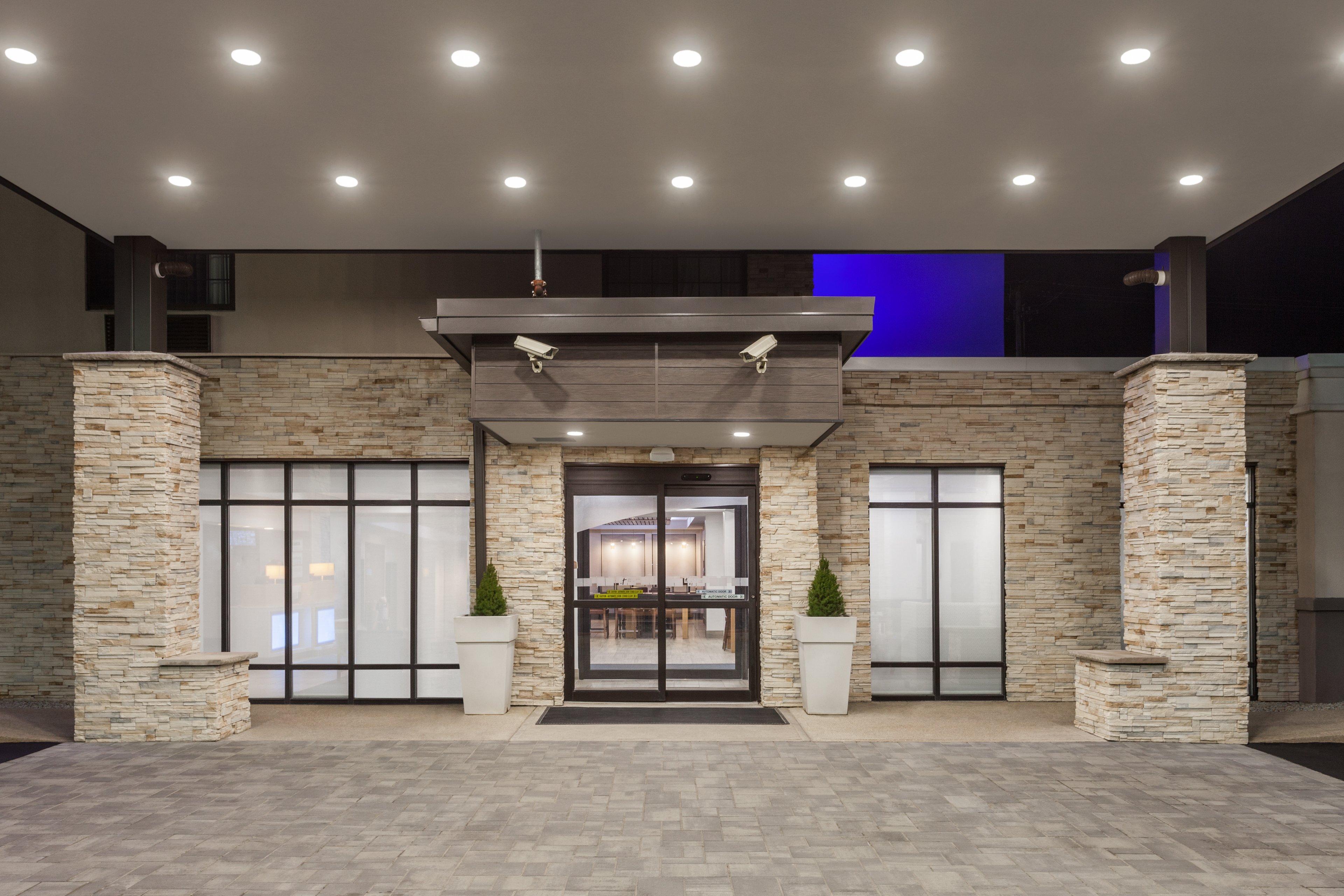 Holiday Inn Express Hotel & Suites Providence-Woonsocket By Ihg Exterior foto