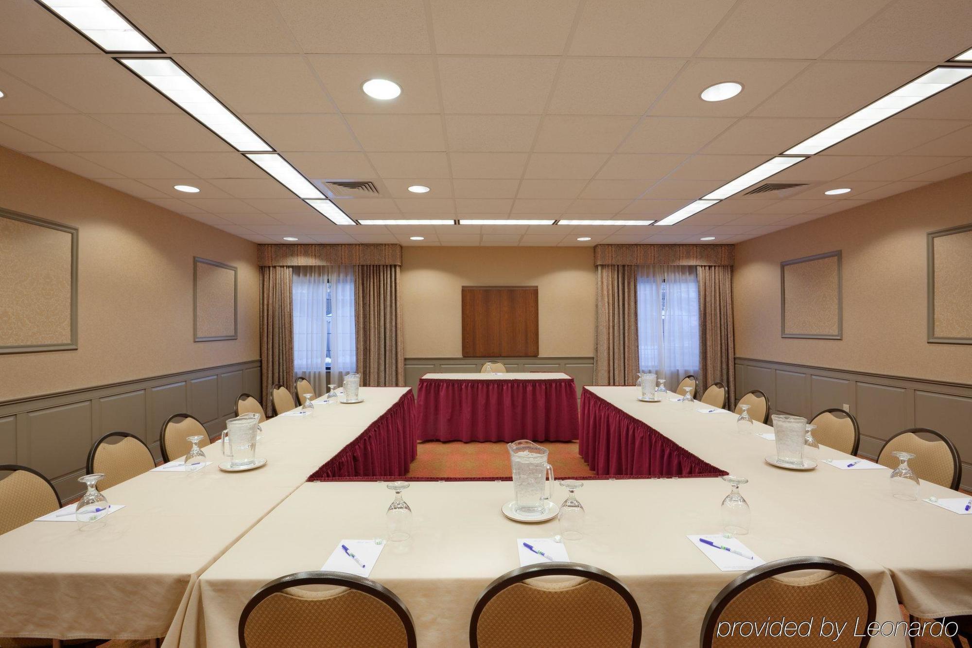 Holiday Inn Express Hotel & Suites Providence-Woonsocket By Ihg Einrichtungen foto