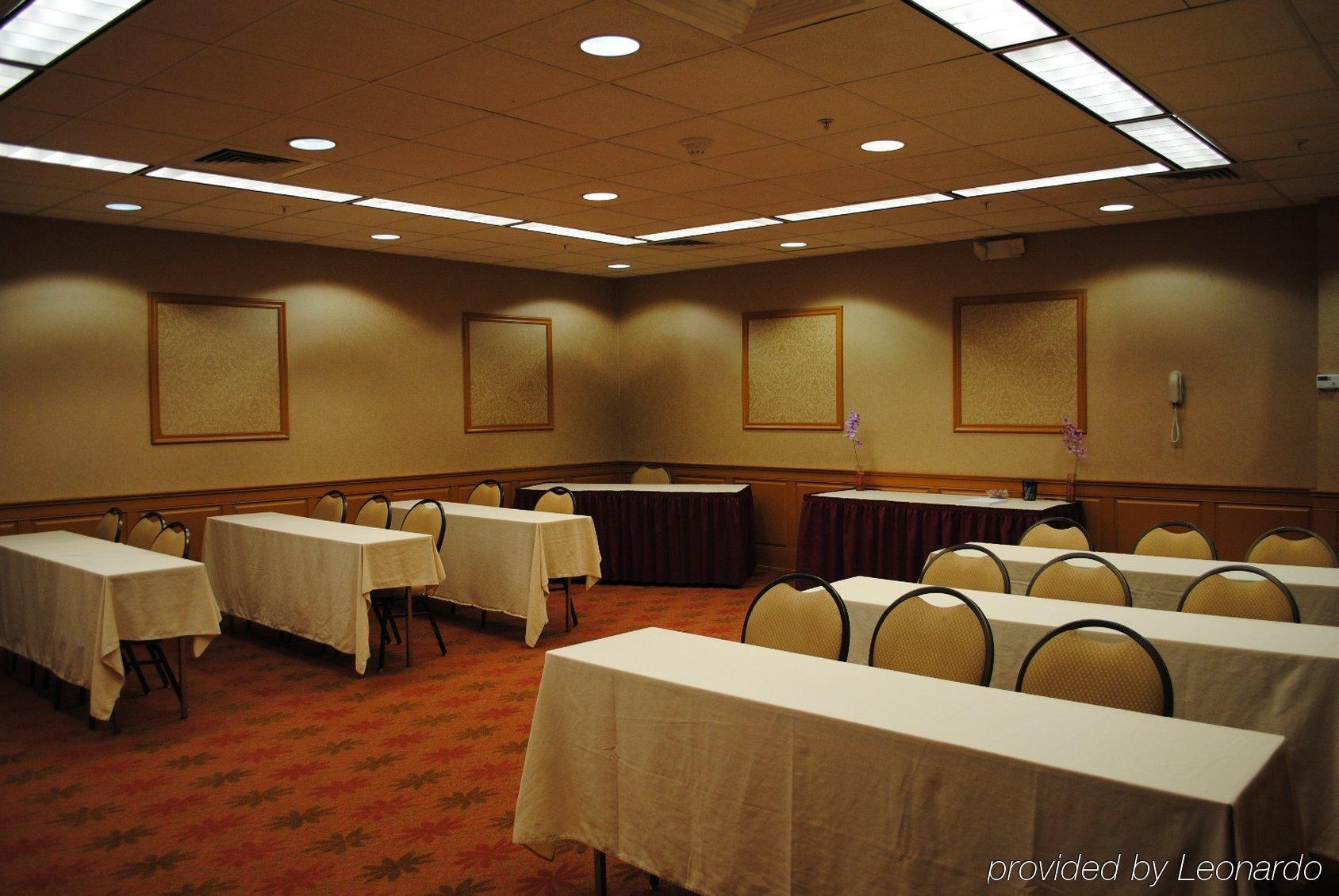 Holiday Inn Express Hotel & Suites Providence-Woonsocket By Ihg Business foto